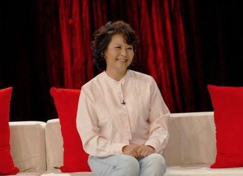 李羚的老公李克己,恩爱夫妻的甜蜜生活点滴