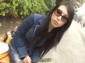 av街头搭讪合集,AV合集中的真实互动瞬间